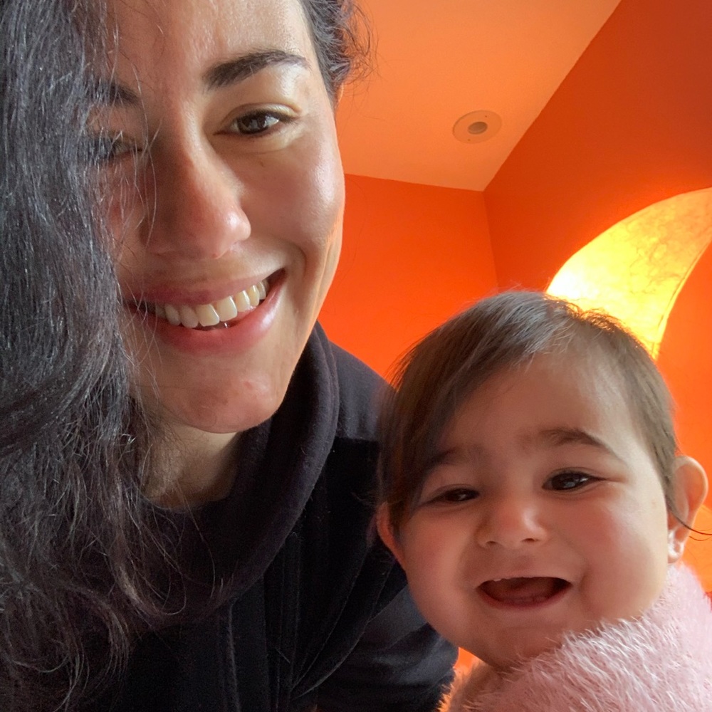 Meet your Posher, Romina